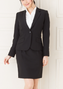入社式 スーツ 女性