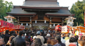 湊川神社の初詣参拝客