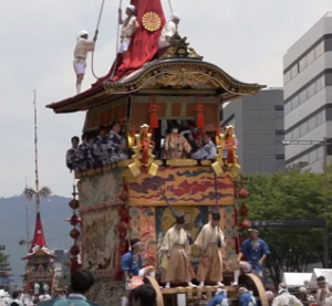祇園祭　前祭　豪華絢爛な山鉾