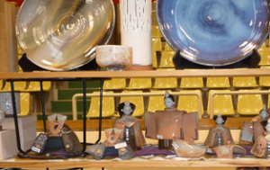 萩焼祭り　展示されている陶器