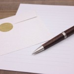 手紙とペン