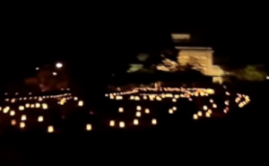 奈良燈花会　ライトアップされた奈良国立博物館