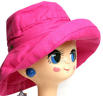 ピンクの子供用帽子
