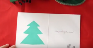 クリスマスツリーをインクパッドで色づけ