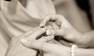 指輪　結婚式