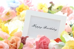 HAPPY BIRTHDAY　花束とメッセージカード