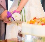 結婚式　ケーキ入刀