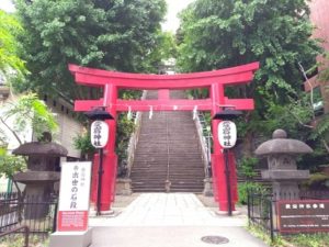 東京愛宕神社　鳥居と階段