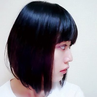 ボブヘアの女性