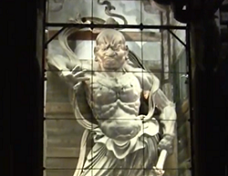 東大寺　金剛力士像のライトアップ